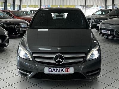 Usata Mercedes B180 122 CV (89 kW) 2012 Grigio Monovolume