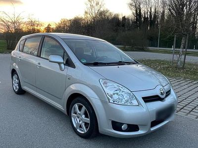 Gebraucht Toyota Corolla Verso 136 PS (100 kW) 2008 Silber Van / Kleinbus