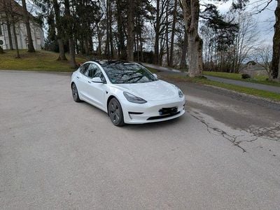 Gebraucht Tesla Model 3 Standard Range Plus 239 kW (325 PS) 2021 Weiß Limousine