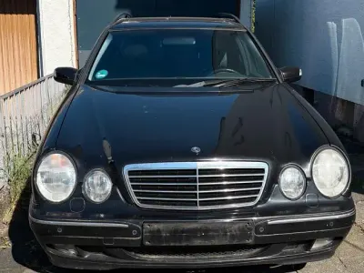 Gebraucht Mercedes C240 170 PS (125 kW) 2000 Blau Kombi