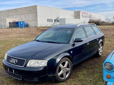 Schwarz Gebraucht 2004 Audi A6 Kombi | 550 €