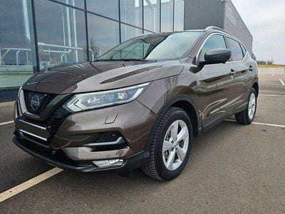 Gebraucht Nissan Qashqai N-Connecta 163 PS (119 kW) 2017 Braun SUV