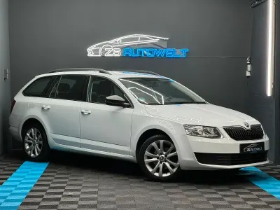 Używany Skoda Octavia Style 150 KM (110 kW) 2015 Brązowy Hatchback