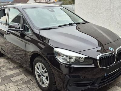 Gebraucht BMW 220 Active Tourer Sport Line 192 PS (141 kW) 2018 Braun Van / Kleinbus
