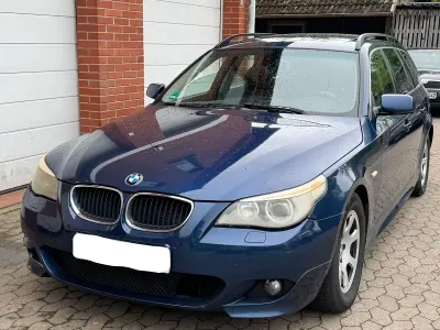 Gebraucht BMW 525 177 PS (130 kW) 2006 Blau Kombi
