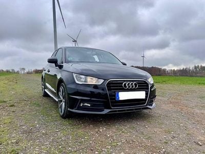 Schwarz Gebraucht 2016 Audi A1 Sportback Sport Kleinwagen | 12.400 € (Fairer Preis)