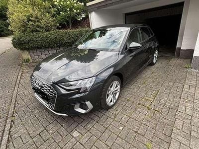 Gebraucht Audi A3 Advanced 116 PS (85 kW) 2022 Grau Limousine