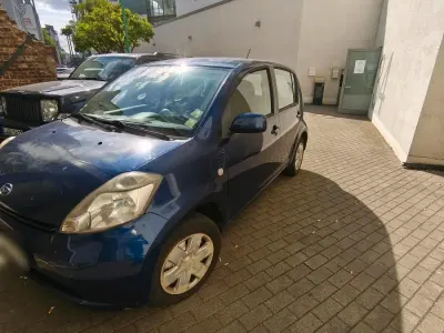 Gebraucht Daihatsu Sirion 91 PS (66 kW) 2007 Blau Kleinwagen