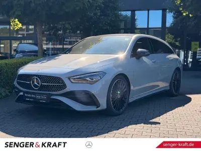 Gebraucht Mercedes CLA220 Shooting Brake AMG 190 PS (139 kW) 2025 Grau Kombi