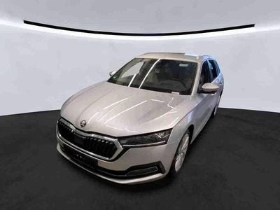 Gebraucht Skoda Octavia Style 150 PS (110 kW) 2022 Stribrna brilliant/ brilliants Kombi