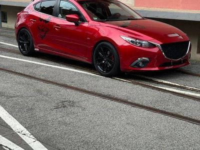 Gebraucht Mazda 3 Center-Line 120 PS (88 kW) 2014 Rot Limousine