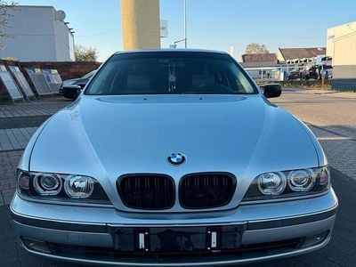 Gebraucht BMW 528 Sport Line 192 PS (141 kW) 1998 Silber Limousine
