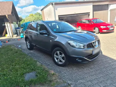 Gebraucht Nissan Qashqai 140 PS (102 kW) 2013 Grün SUV