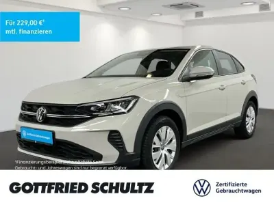 Używany VW Taigo Basis 95 KM (69 kW) 2023 Szary SUV