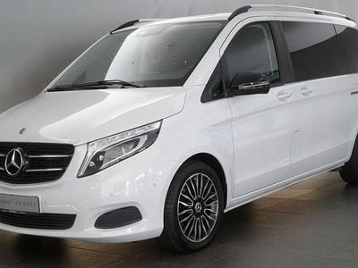 Mercedes V220
