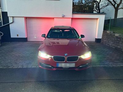 Usata BMW 320 Sport Line 184 CV (135 kW) 2014 Rosso Berlina