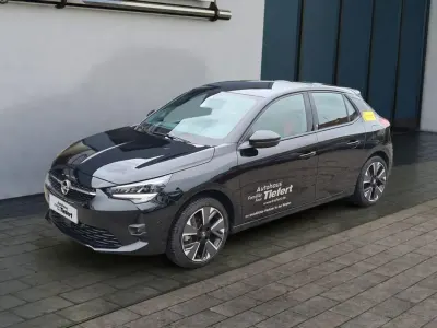 Gebraucht Opel Corsa-e 100 kW (136 PS) 2023 Schwarz Kleinwagen