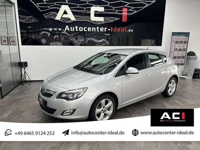 Gebraucht Opel Astra Sport 140 PS (102 kW) 2011 Silber Limousine