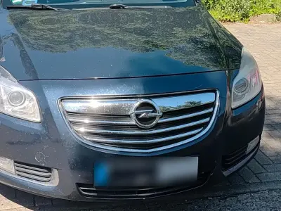 Gebraucht Opel Insignia 131 PS (96 kW) 2013 Blau Kombi