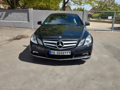 Gebraucht Mercedes E350 Edition 231 PS (169 kW) 2009 Schwarz Coupé