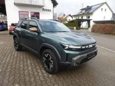Second-hand Dacia Duster Extreme 131 CP (96 kW) 2025 Verde SUV
