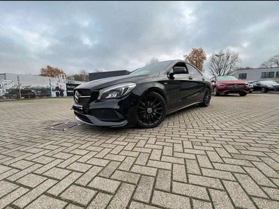 Gebraucht Mercedes CLA180 Night 122 PS (89 kW) 2018 Schwarz Limousine
