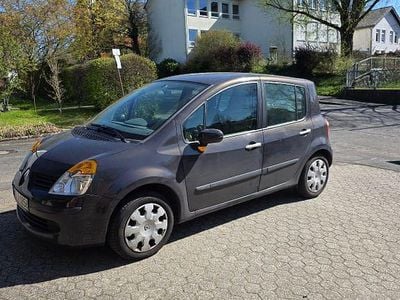 Gebraucht Renault Modus Expression 88 PS (64 kW) 2005 Braun Van / Kleinbus