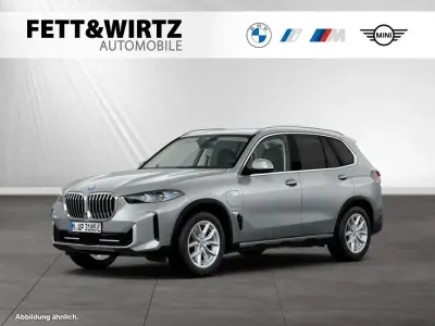 Gebraucht BMW X5 489 PS (359 kW) 2024 Skyscraper grau metallic SUV