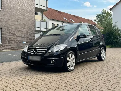 Gebraucht Mercedes A200 Avantgarde 136 PS (100 kW) 2010 Schwarz Limousine