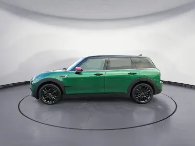 Gebraucht Mini Cooper Clubman Classic 136 PS (100 kW) 2023 Grün Kombi