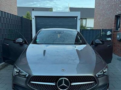 Gebraucht Mercedes 180 136 PS (100 kW) 2019 Limousine