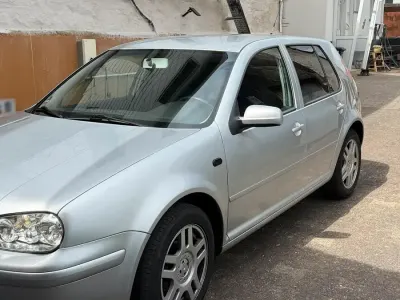 Gebraucht VW Golf IV 102 PS (75 kW) 2002 Silber Kleinwagen