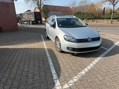 Gebraucht VW Golf VI Style 122 PS (89 kW) 2011 Grau Kleinwagen