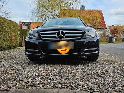 Gebraucht Mercedes C220 Avantgarde 170 PS (125 kW) 2012 Schwarz Kombi