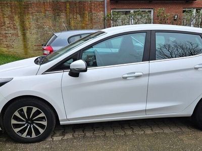 gebraucht Ford Fiesta 1,0 EcoBoost Hybrid 92kW Titanium Tit...