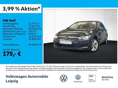 Gebraucht VW Golf VIII Style 131 PS (96 kW) 2024 Grau Limousine