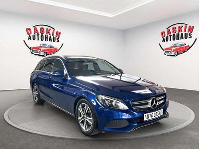 Gebraucht Mercedes C250 Avantgarde 204 PS (150 kW) 2017 Blau Limousine
