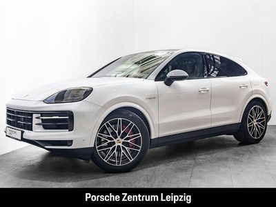 Second-hand Porsche Cayenne S E-Hybrid 519 CP (381 kW) 2024 Alb SUV