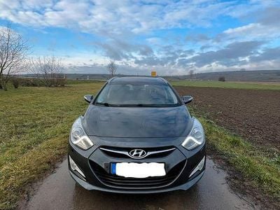 Gebraucht Hyundai i40 Style 136 PS (100 kW) 2013 Grau Kombi