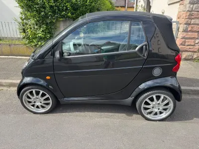 Gebraucht Smart ForTwo Cabrio Pure 54 PS (39 kW) 2002 Schwarz Cabrio