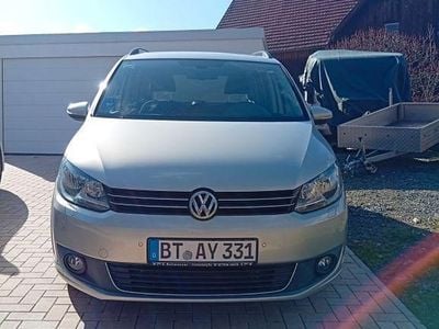 Gebraucht VW Touran Comfortline 140 PS (102 kW) 2011 Silber Van / Kleinbus