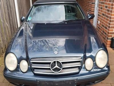 Second-hand Mercedes CLK230 193 CP (141 kW) 1999 Albastru Cabrio