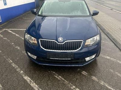 Gebraucht Skoda Octavia Active 105 PS (77 kW) 2014 Kleinwagen