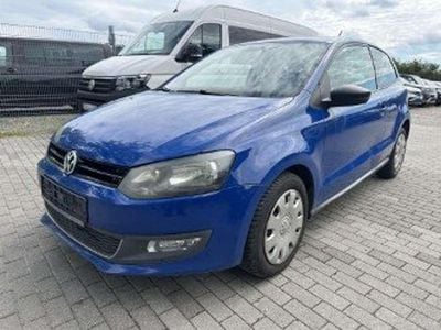 Gebraucht VW Polo Style 75 PS (55 kW) 2011 Meerblau Kleinwagen