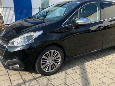 gebraucht Peugeot 208 Allure * Automatik *