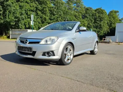 Gebraucht Opel Tigra Edition 125 PS (91 kW) 2006 Silber Cabrio