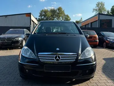 Gebraucht Mercedes A170 136 PS (100 kW) 2008 Schwarz Limousine