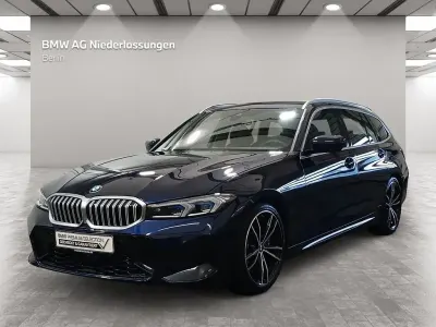 Gebraucht BMW 330 M Sport 286 PS (210 kW) 2024 Blau Kombi