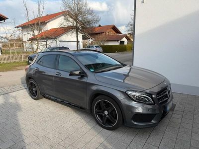 Gebraucht Mercedes GLA220 AMG line 170 PS (125 kW) 2014 Grau SUV