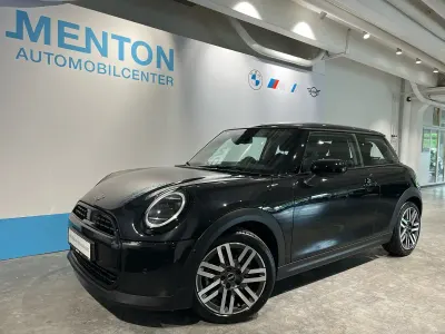 Używany Mini Cooper 114 kW (156 KM) 2025 Czarny Hatchback